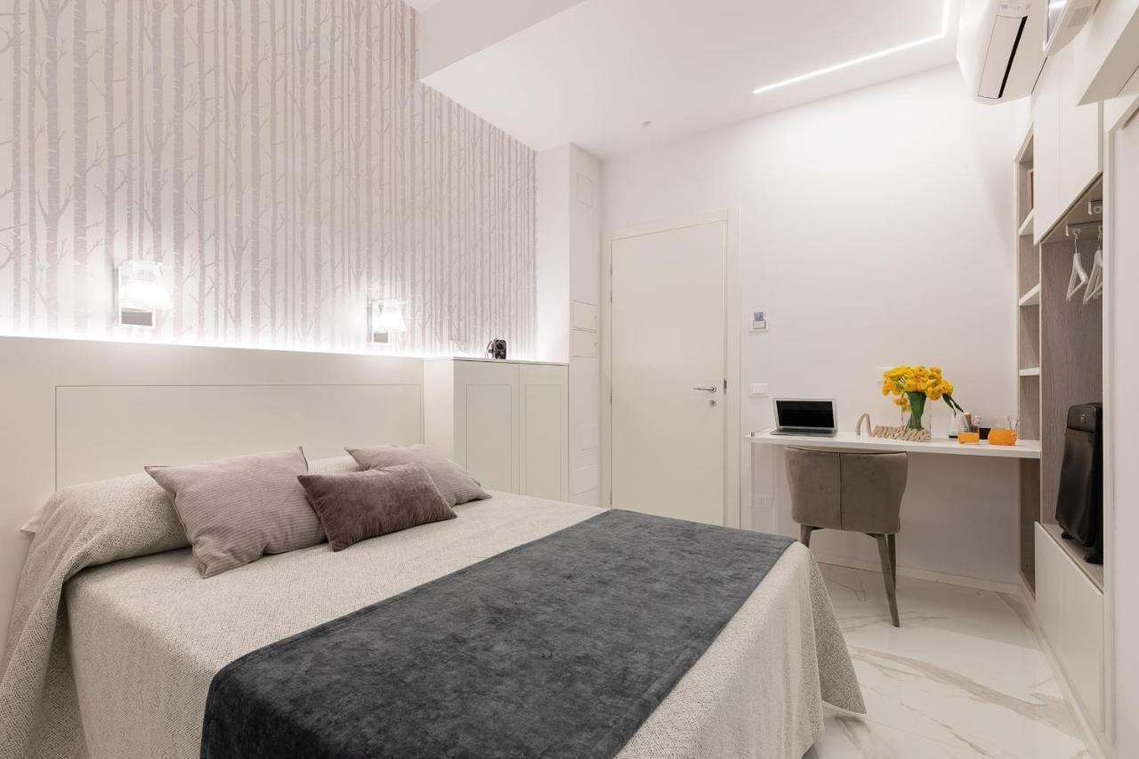 Cavour Suites Guest House Рим Экстерьер фото