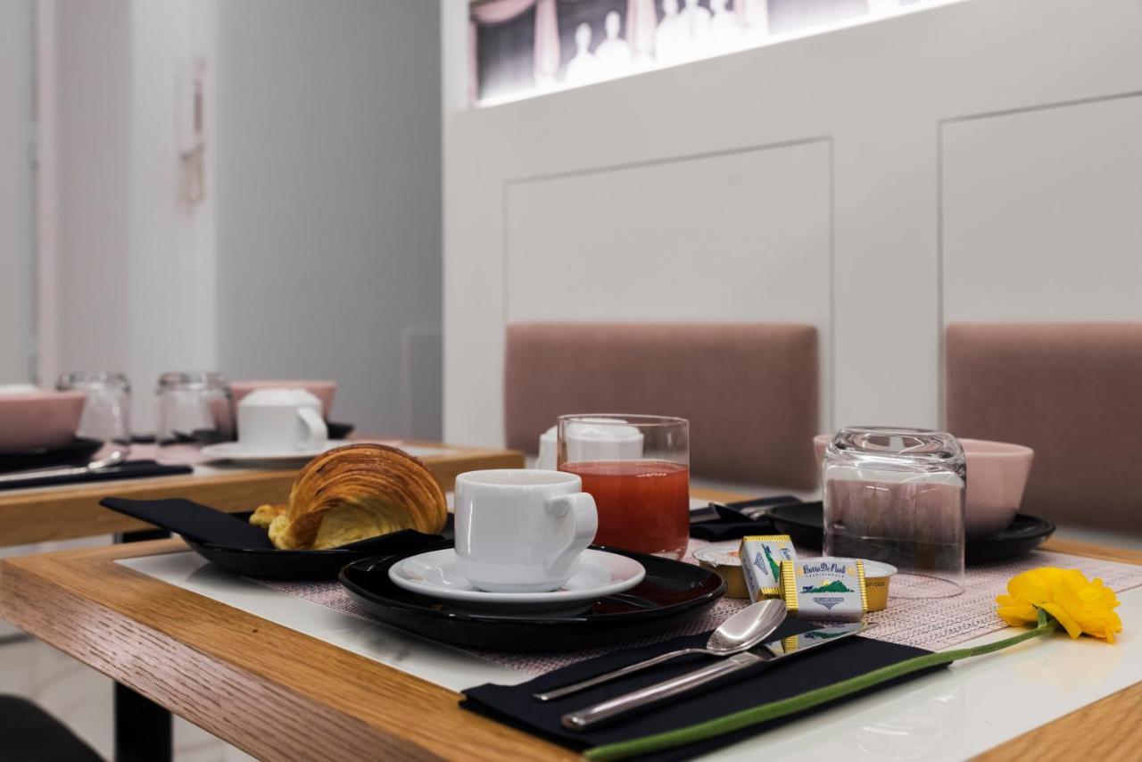Cavour Suites Guest House Рим Экстерьер фото